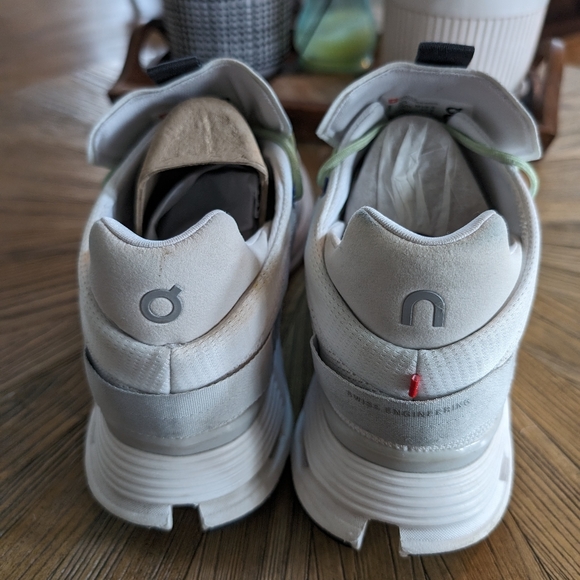 Cloudnova On Running White Mineral Like New - Picture 2 of 9